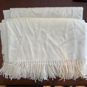 Sofia Cashmere Ivory Fringe Blanket